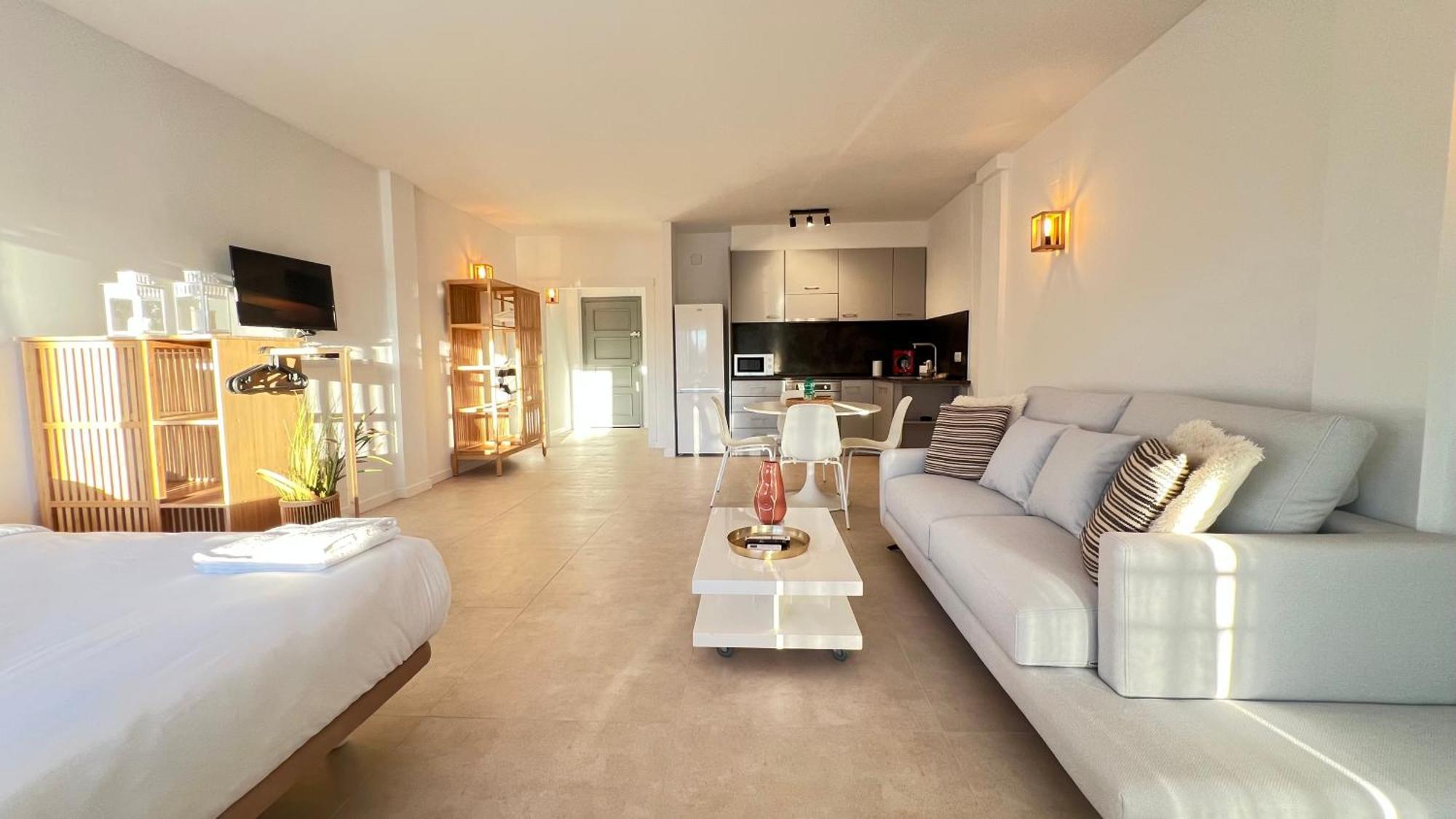 אמפוריבראבה Estudio Frente Al Canal Con Terraza מראה חיצוני תמונה