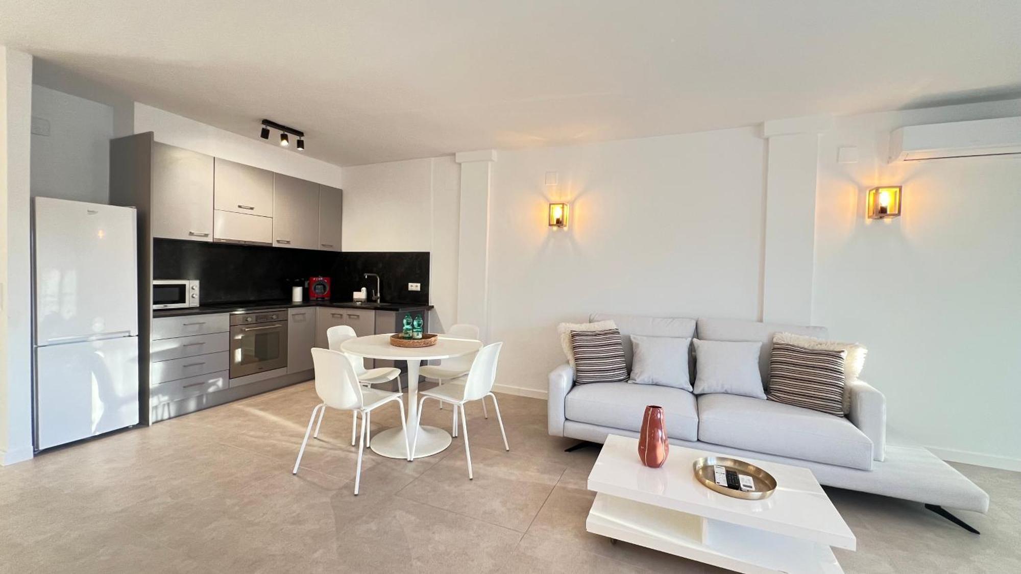 אמפוריבראבה Estudio Frente Al Canal Con Terraza מראה חיצוני תמונה