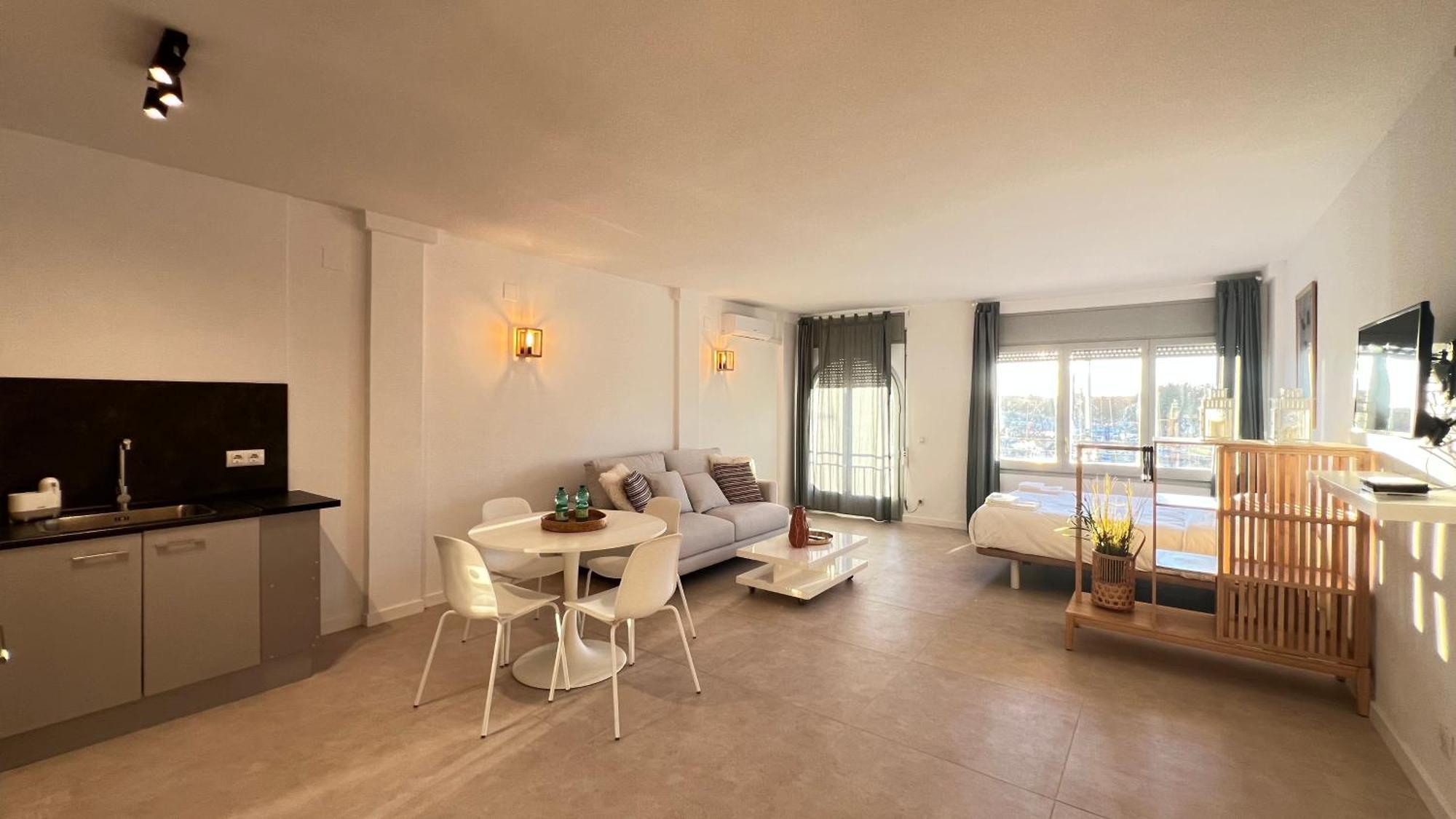 אמפוריבראבה Estudio Frente Al Canal Con Terraza מראה חיצוני תמונה